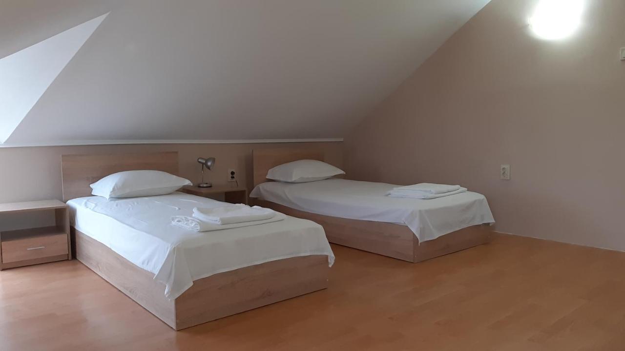White House Silistra Hotell Exteriör bild